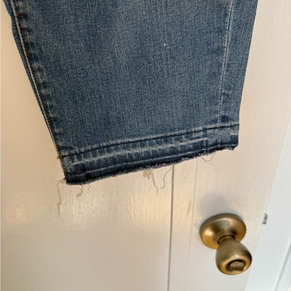 J. Crew Relaxed Straightaway Blue Jeans - Picture 4 of 7